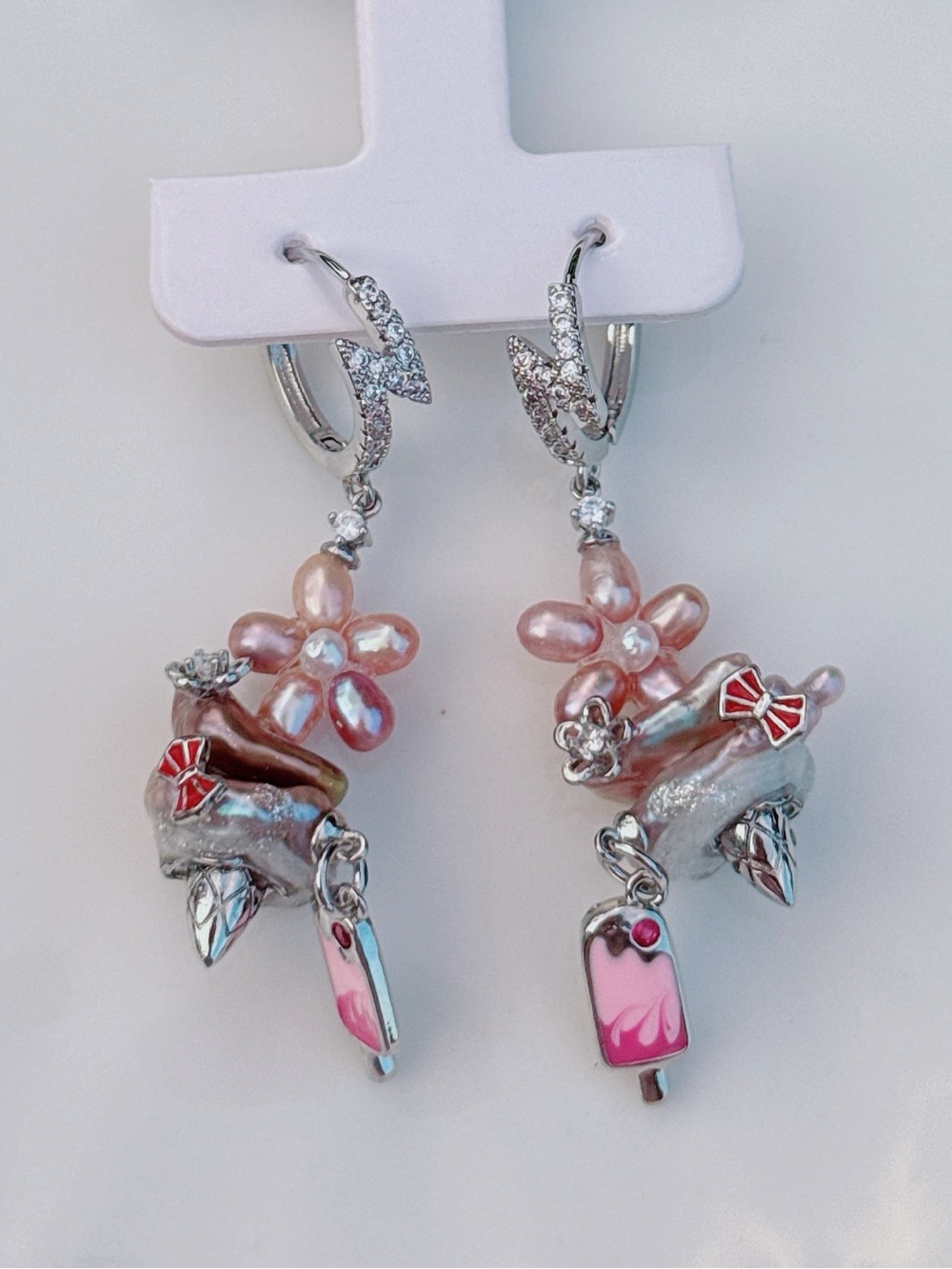 26E482 Handmade Freshwater Baroque Pearl Ice cream Cone Huggie Earrings